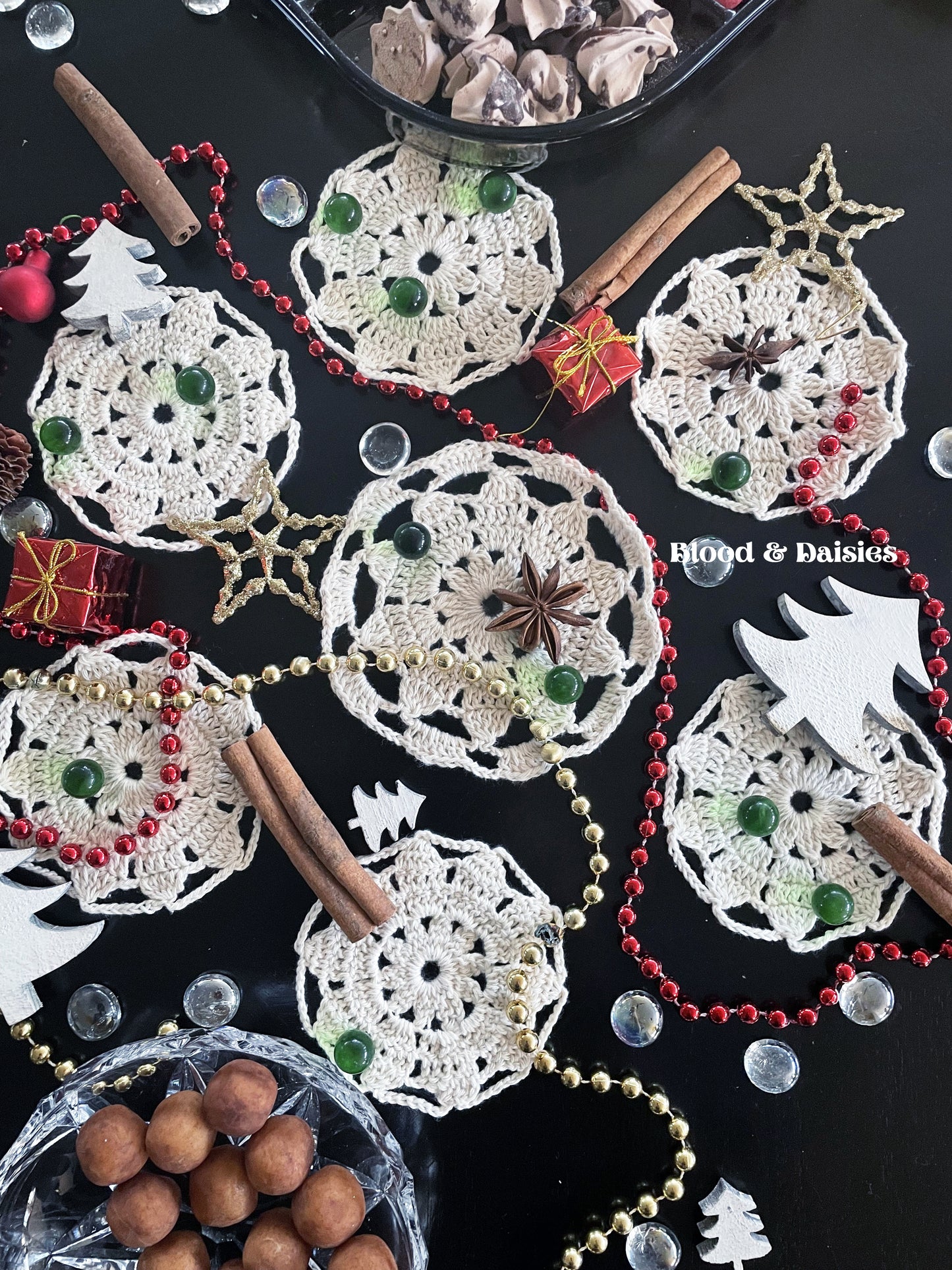 Porcelain Whim Coaster Set 6 + 1