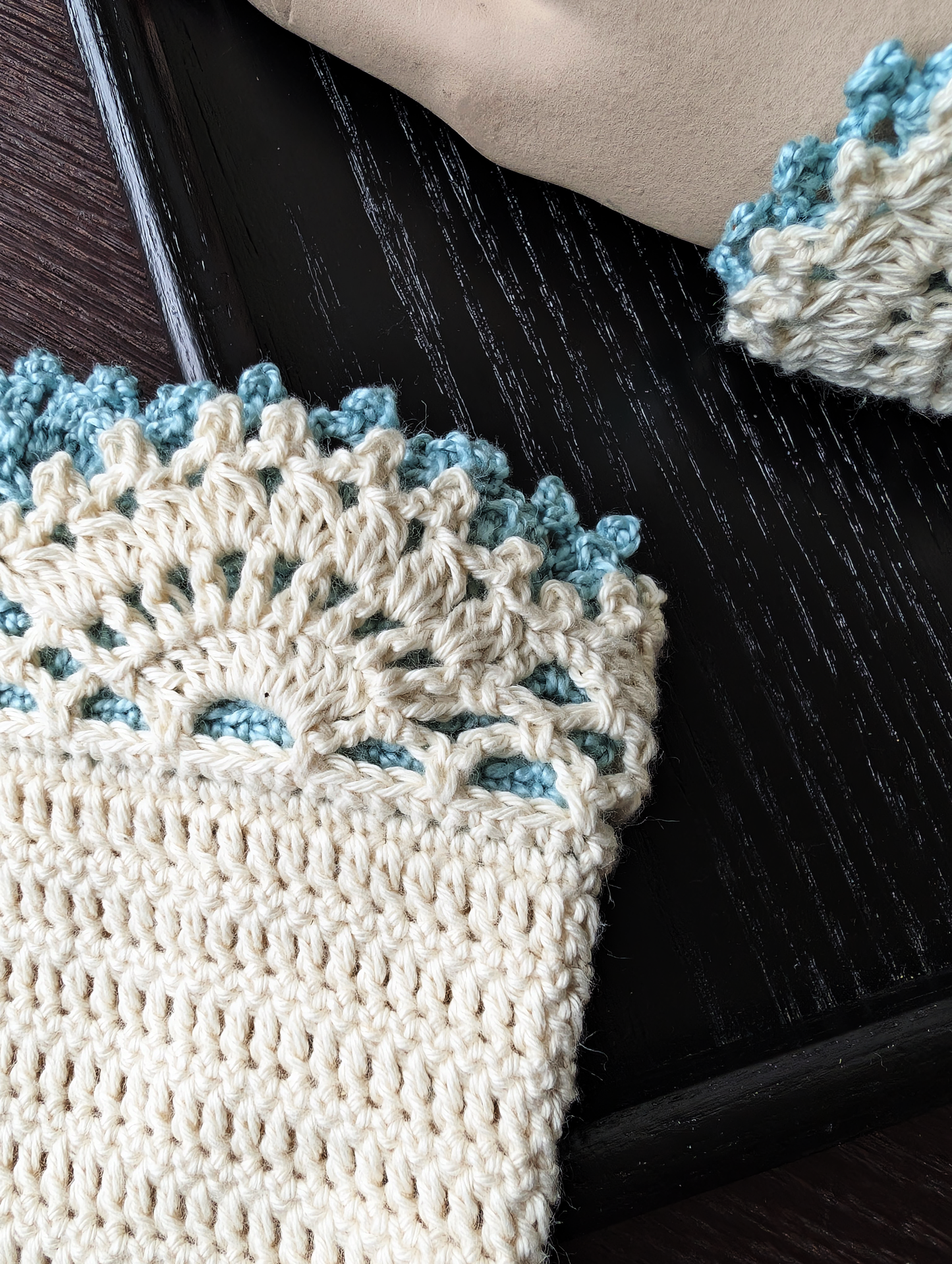 The Short Lace Waltz Light Blue #003