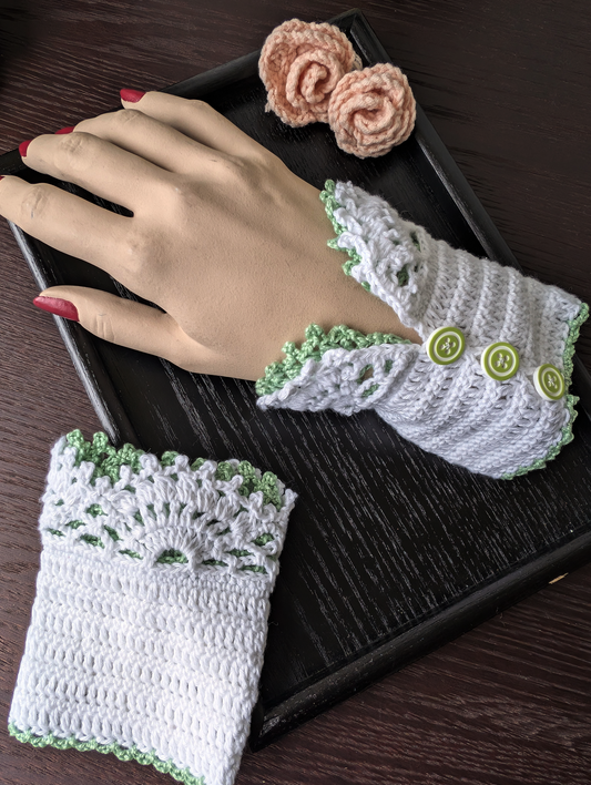 The Short Lace Waltz Green #009