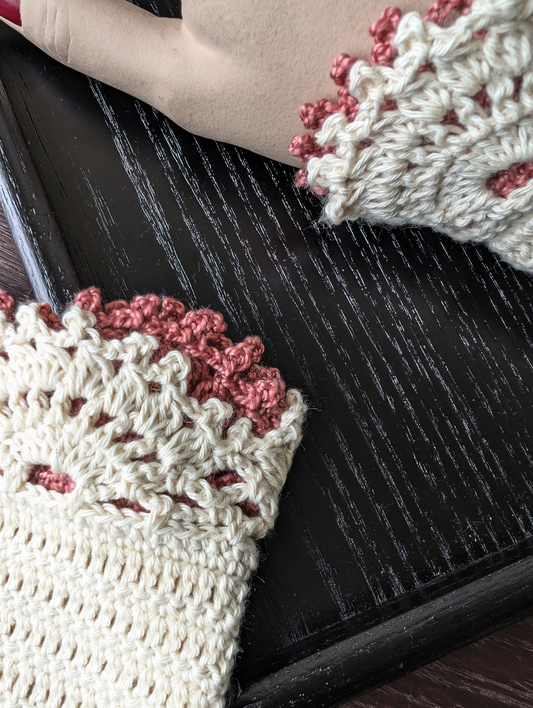 The Short Lace Waltz Rust #005