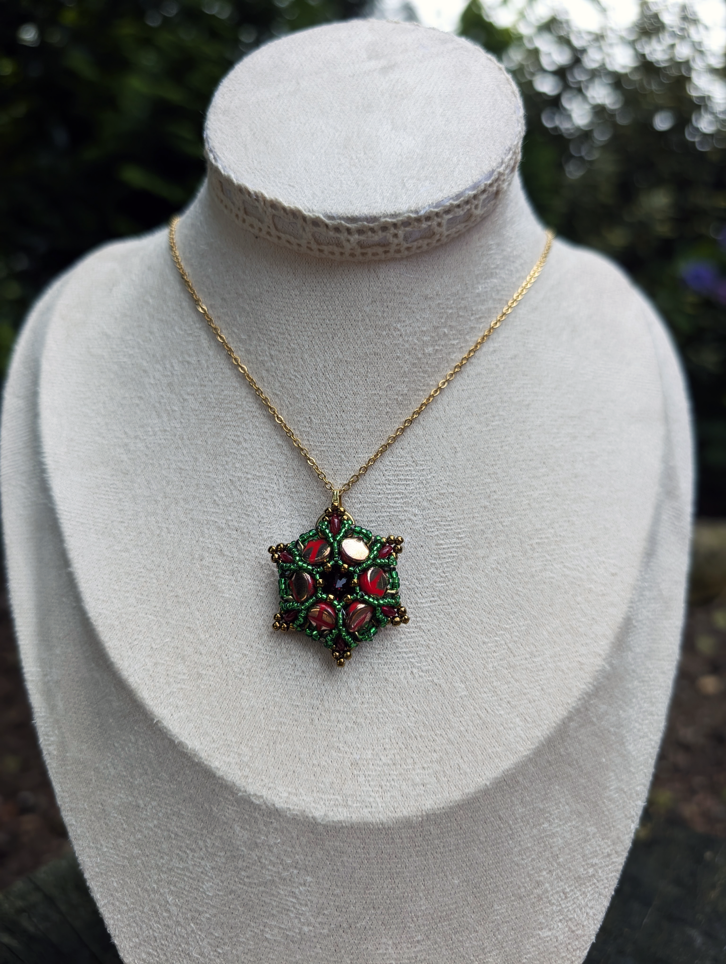 Astrid 'Red Green Gold'