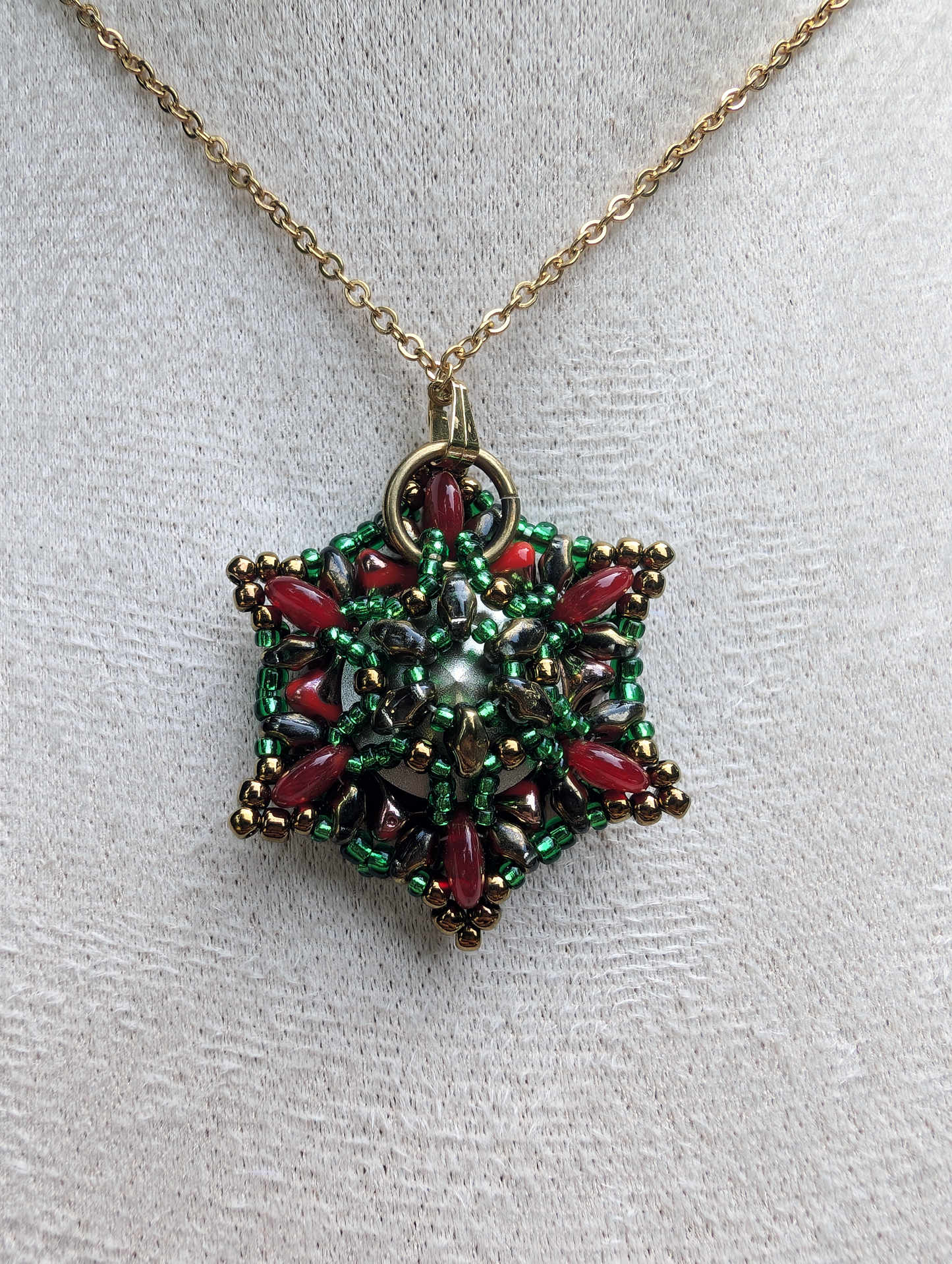 Astrid 'Red Green Gold'