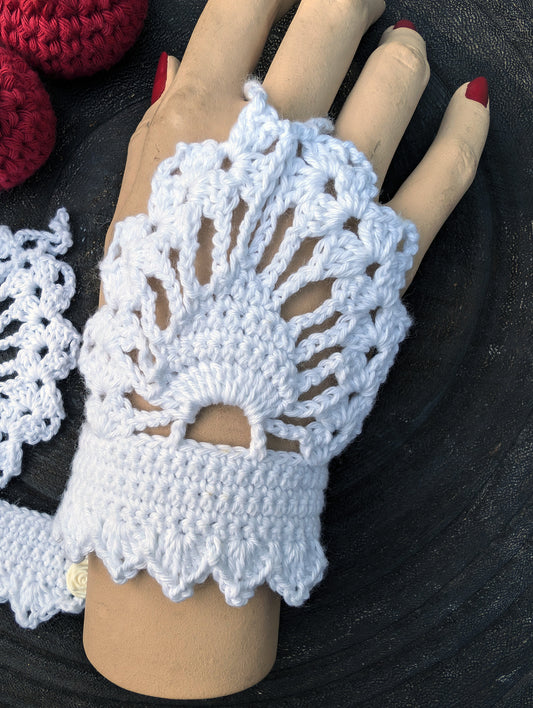 The Unique Lace Waltz #002