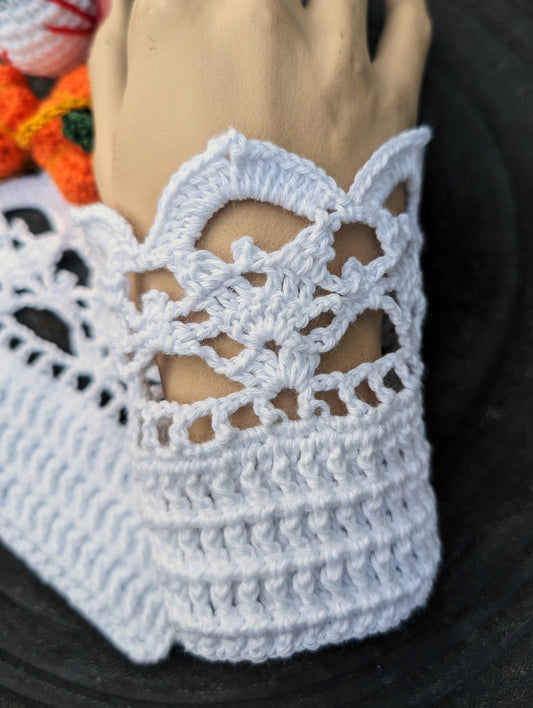 The Unique Lace Waltz #005