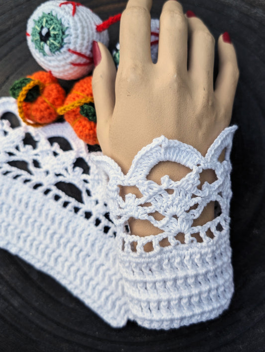 The Unique Lace Waltz #005