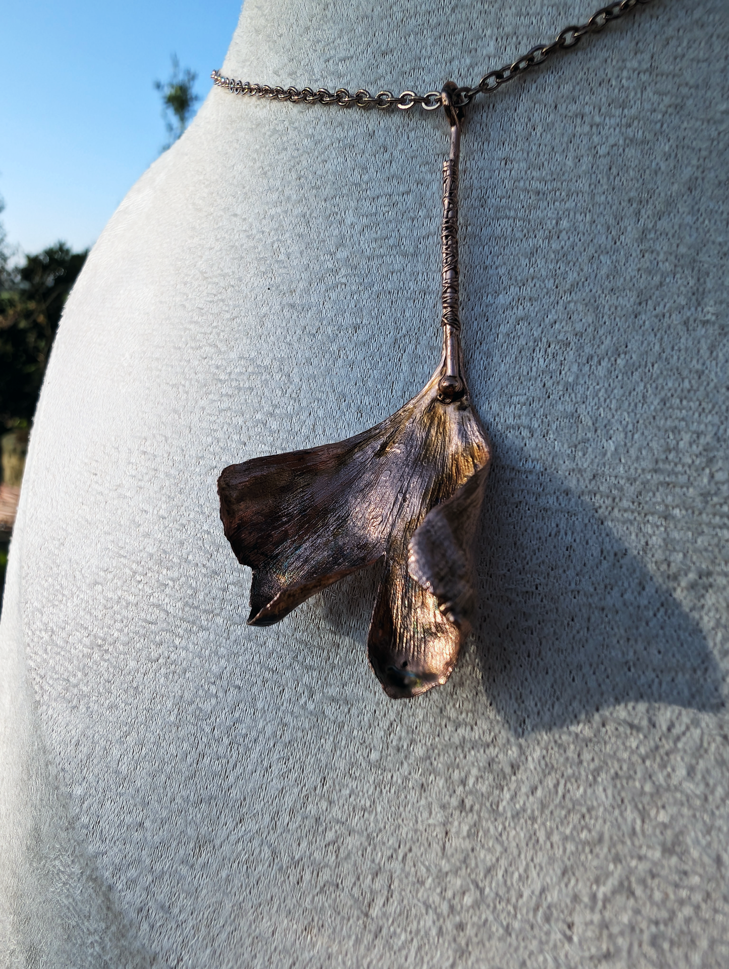Whispercleft Necklace