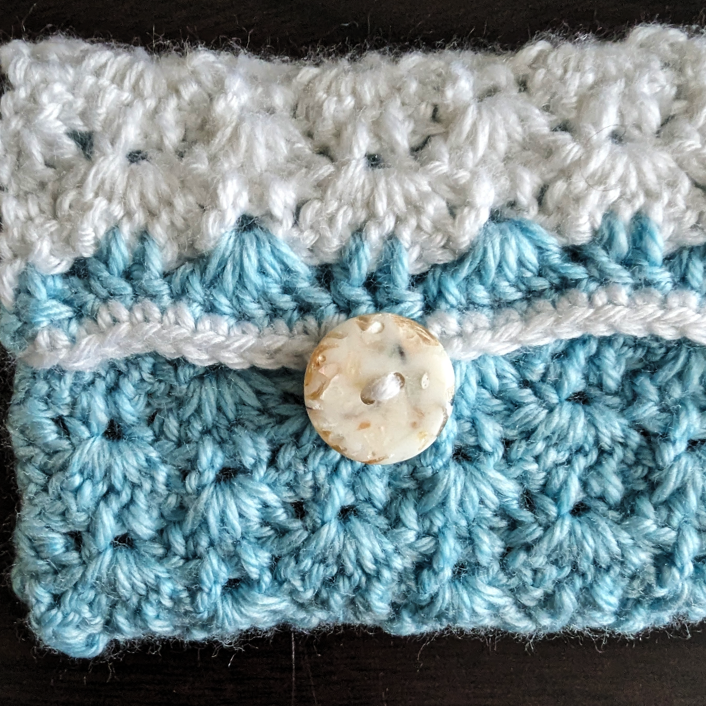 Pixie Pocket Blue & White