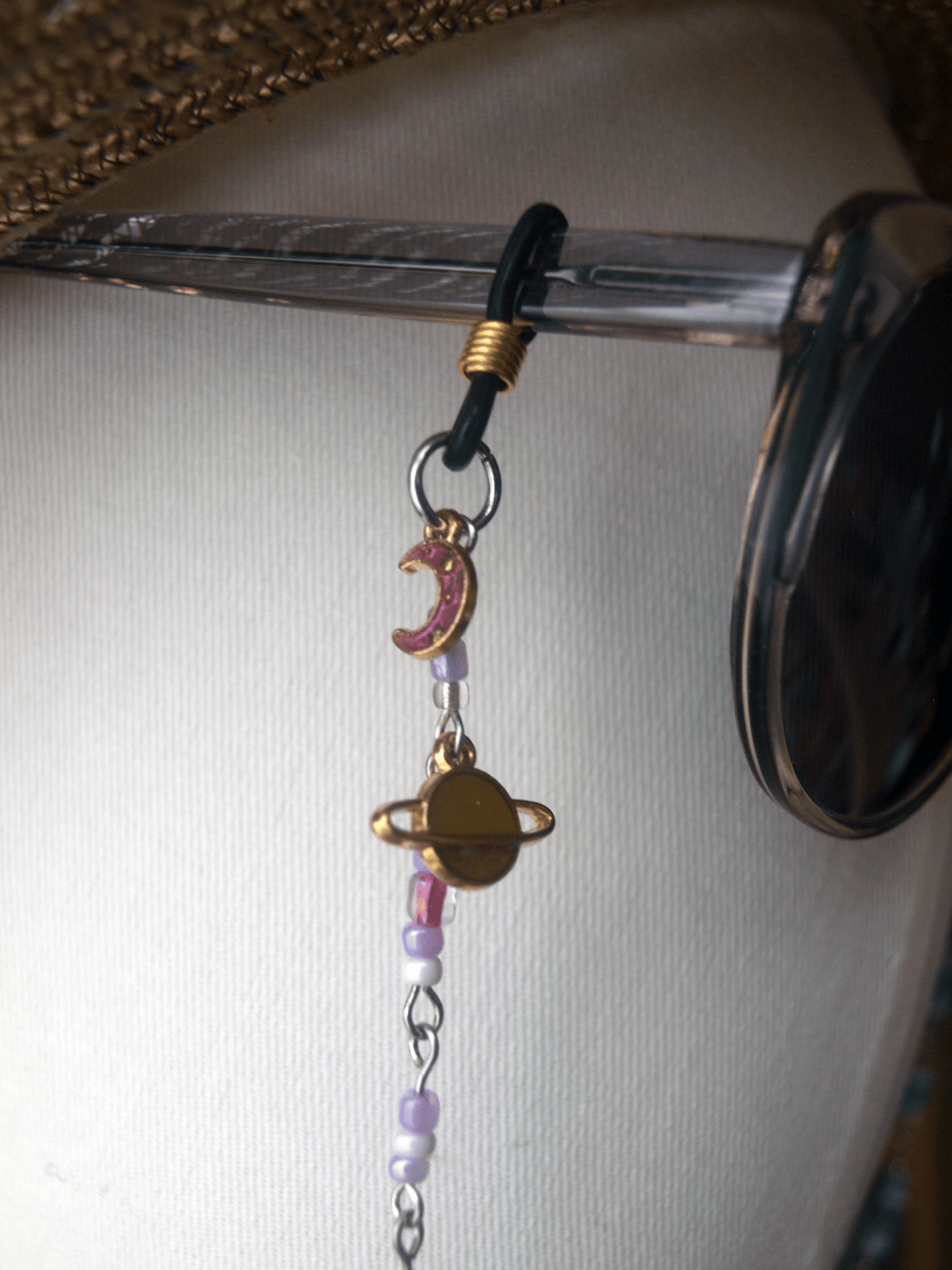 Planetary Paradise Eyeglass Chain - Blood & Daisies