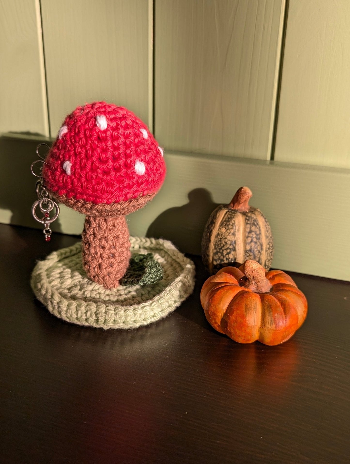 Trinket Toadstools - Blood & Daisies