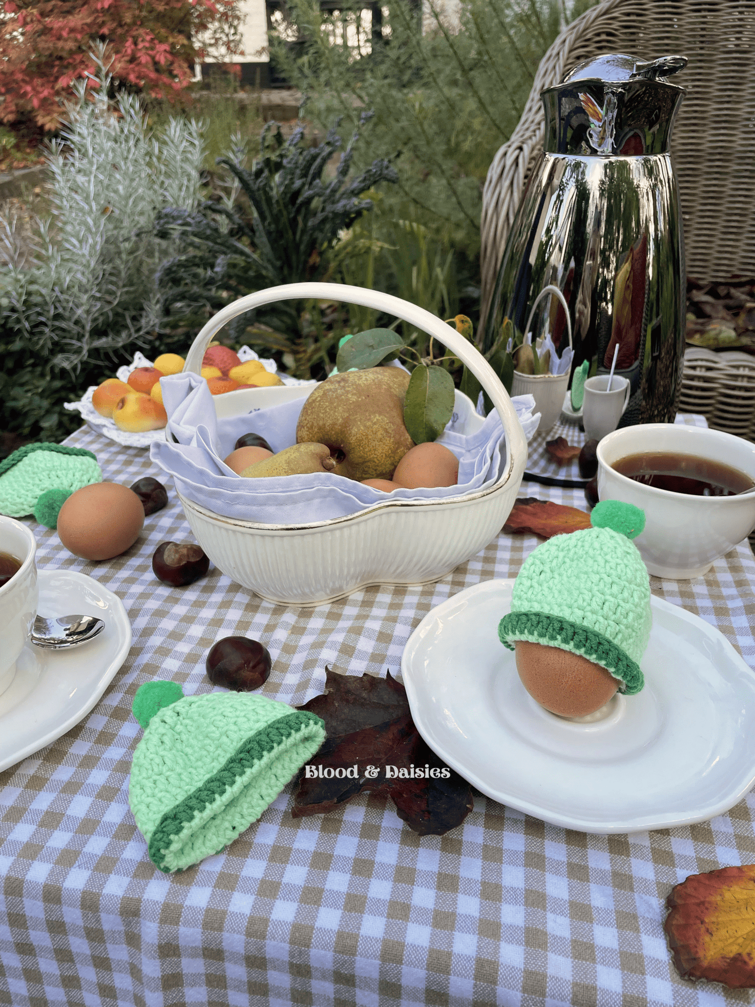 Egg Warmers - Blood & Daisies