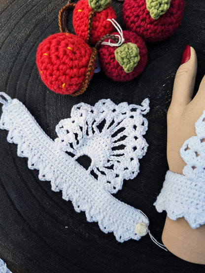 The Unique Lace Waltz #002