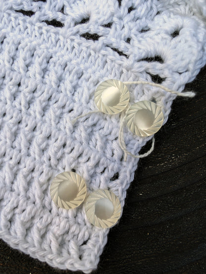 The Unique Lace Waltz #004