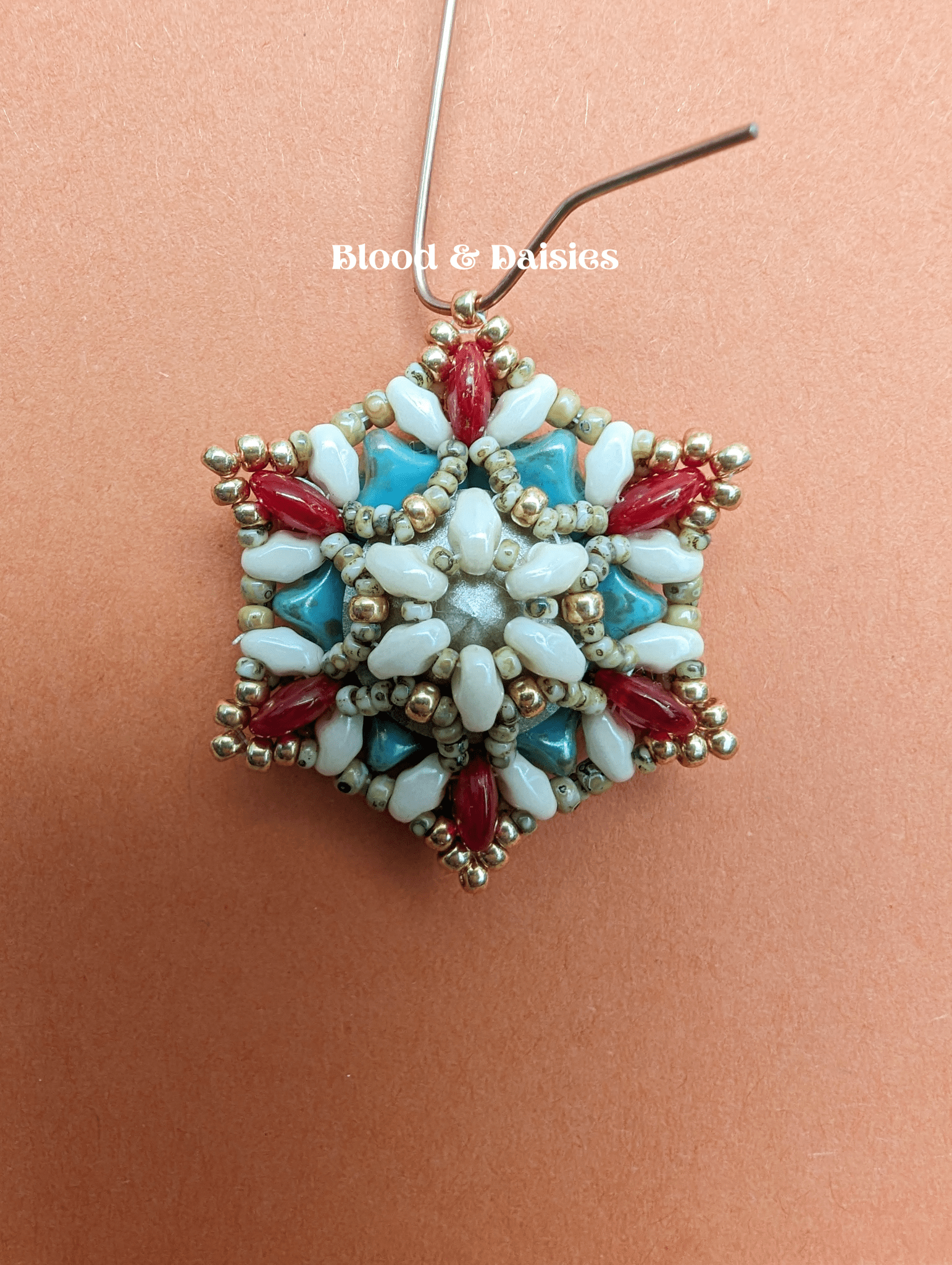 Astrid 'Bony Blue' - Blood & Daisies