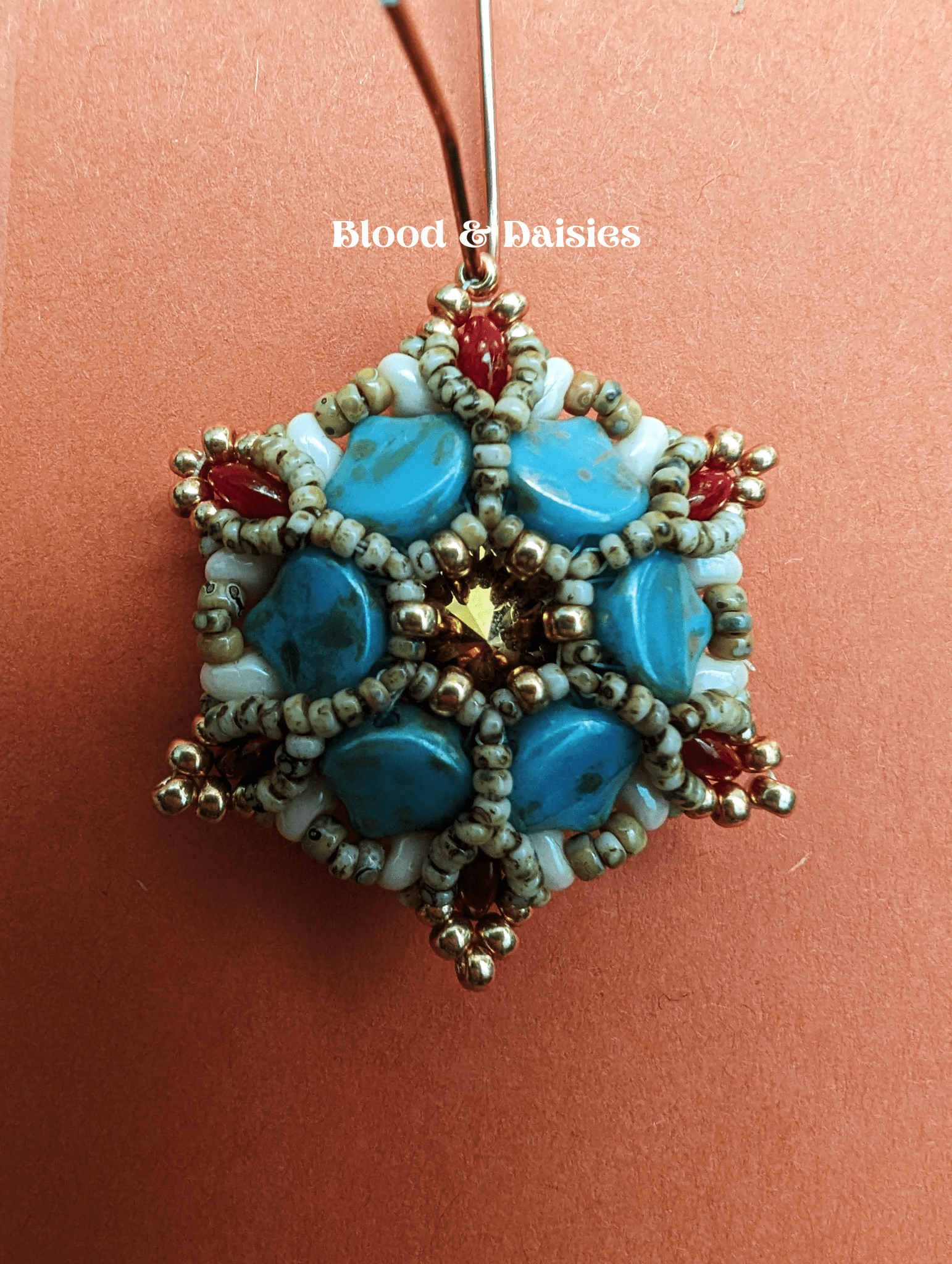 Astrid 'Bony Blue' - Blood & Daisies