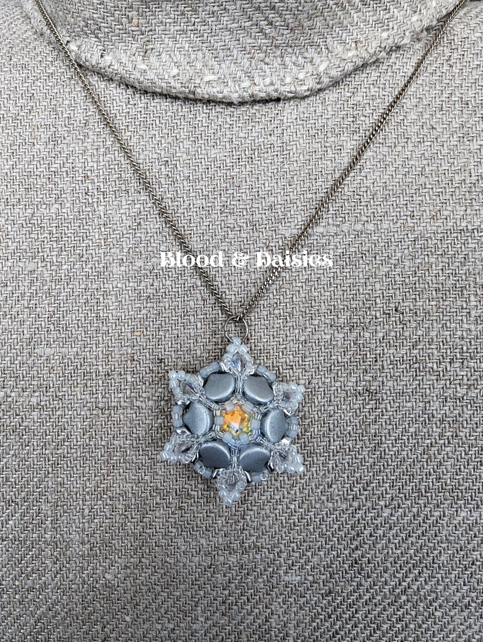 Astrid 'Silver Ice' - Blood & Daisies
