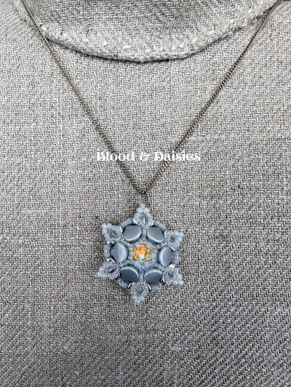 Astrid 'Silver Ice' - Blood & Daisies