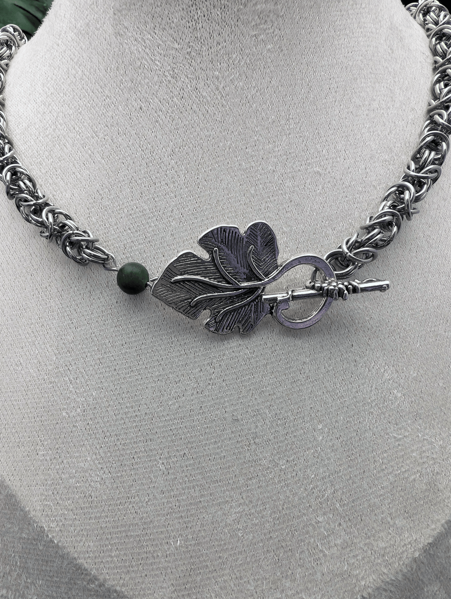 Forest's Secret Necklace - Blood & Daisies