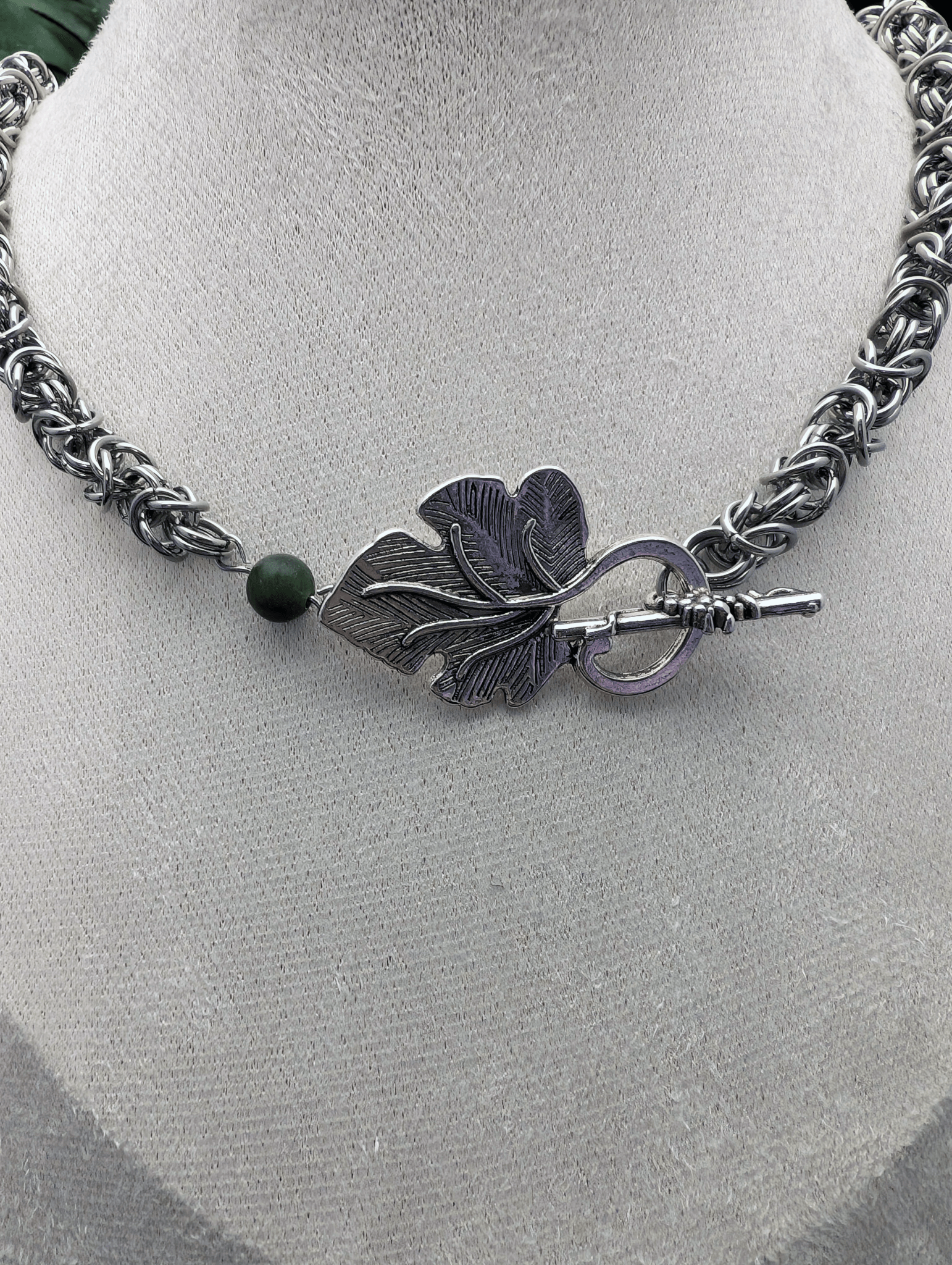 Forest's Secret Necklace - Blood & Daisies