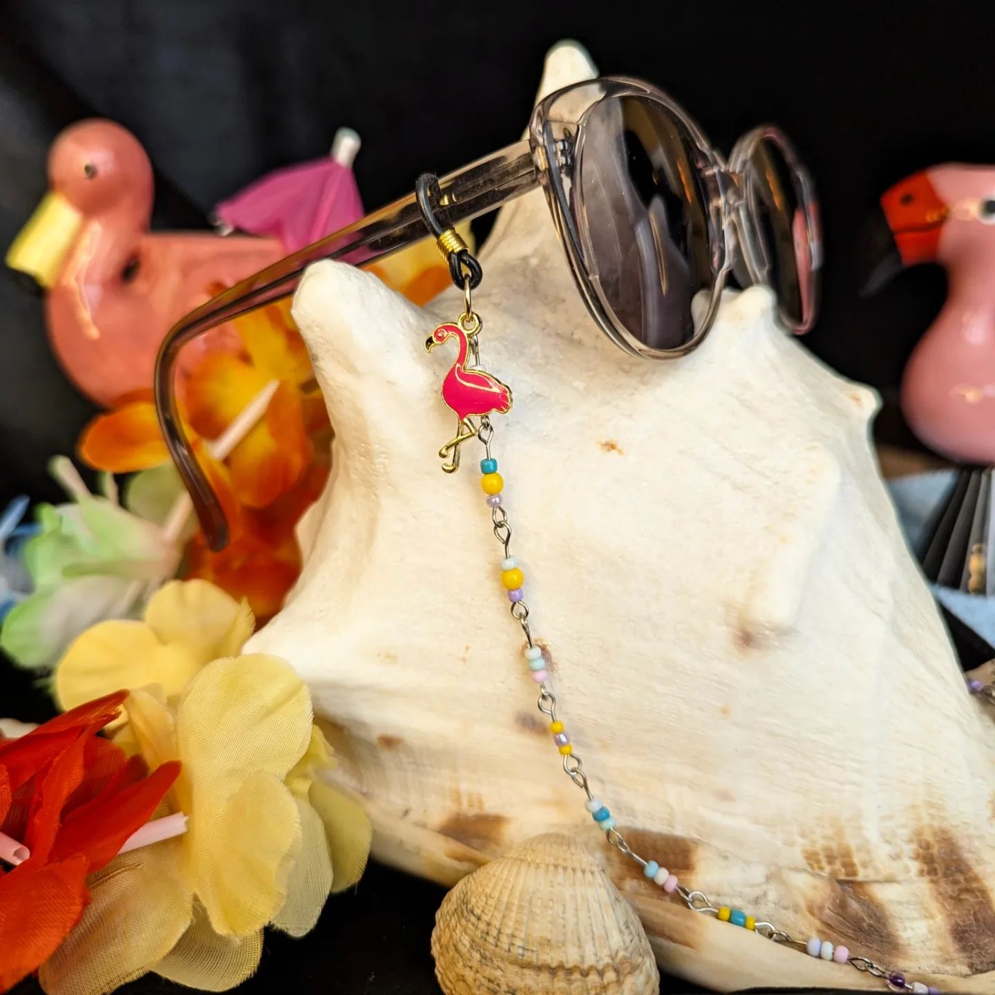 Fred the Flamingo Sunglasses Chain - Blood & Daisies