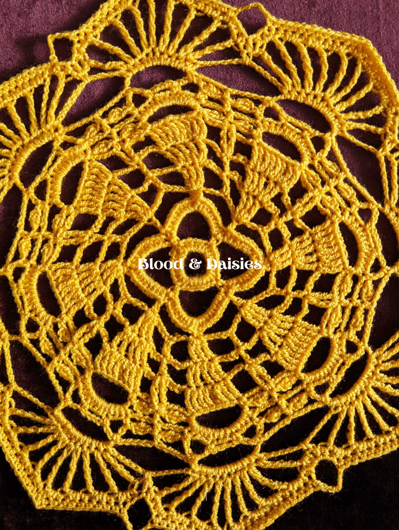 Golden Rays Table Topper - Blood & Daisies