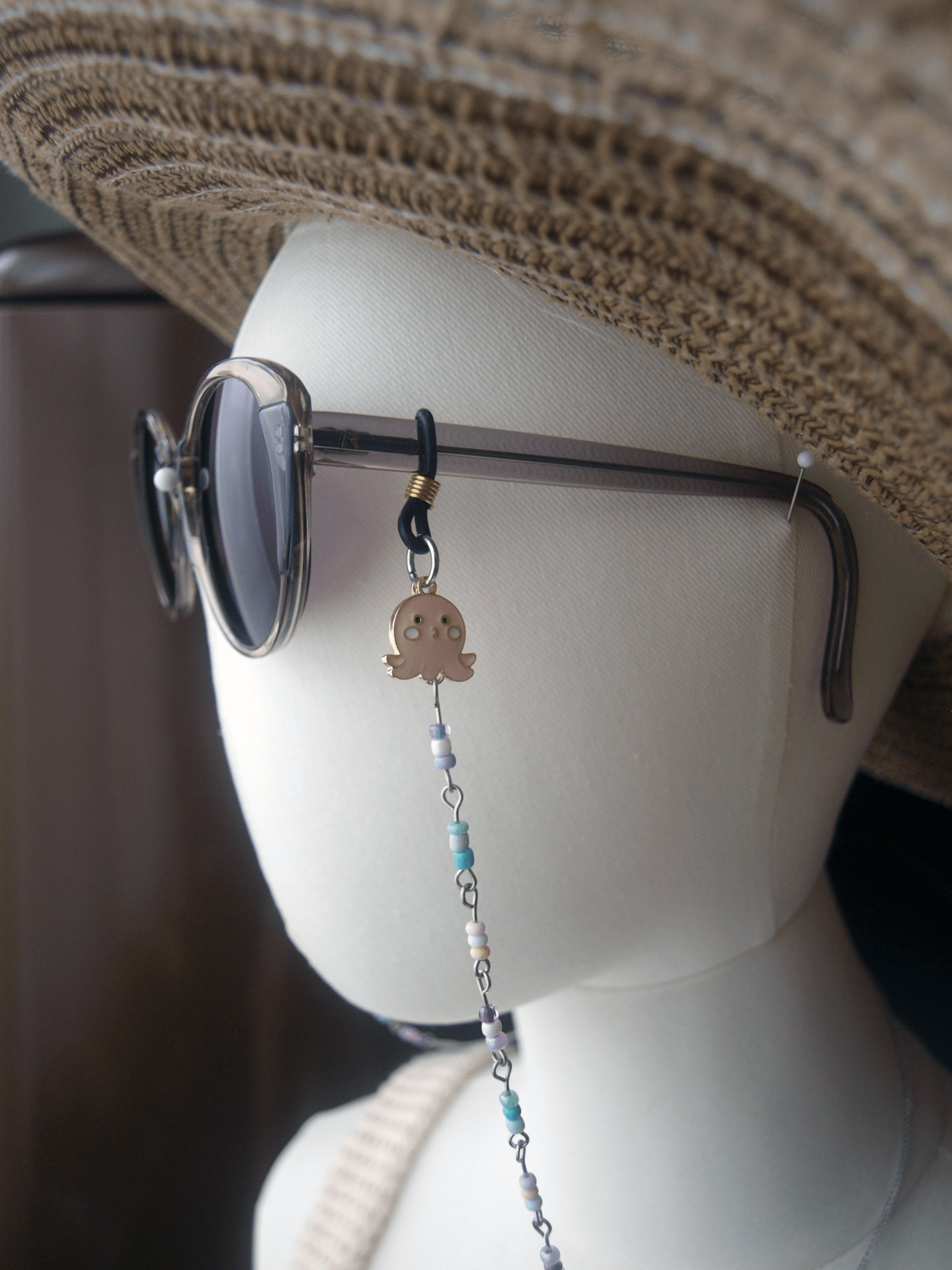 Octo's Eyeglass Chain - Blood & Daisies