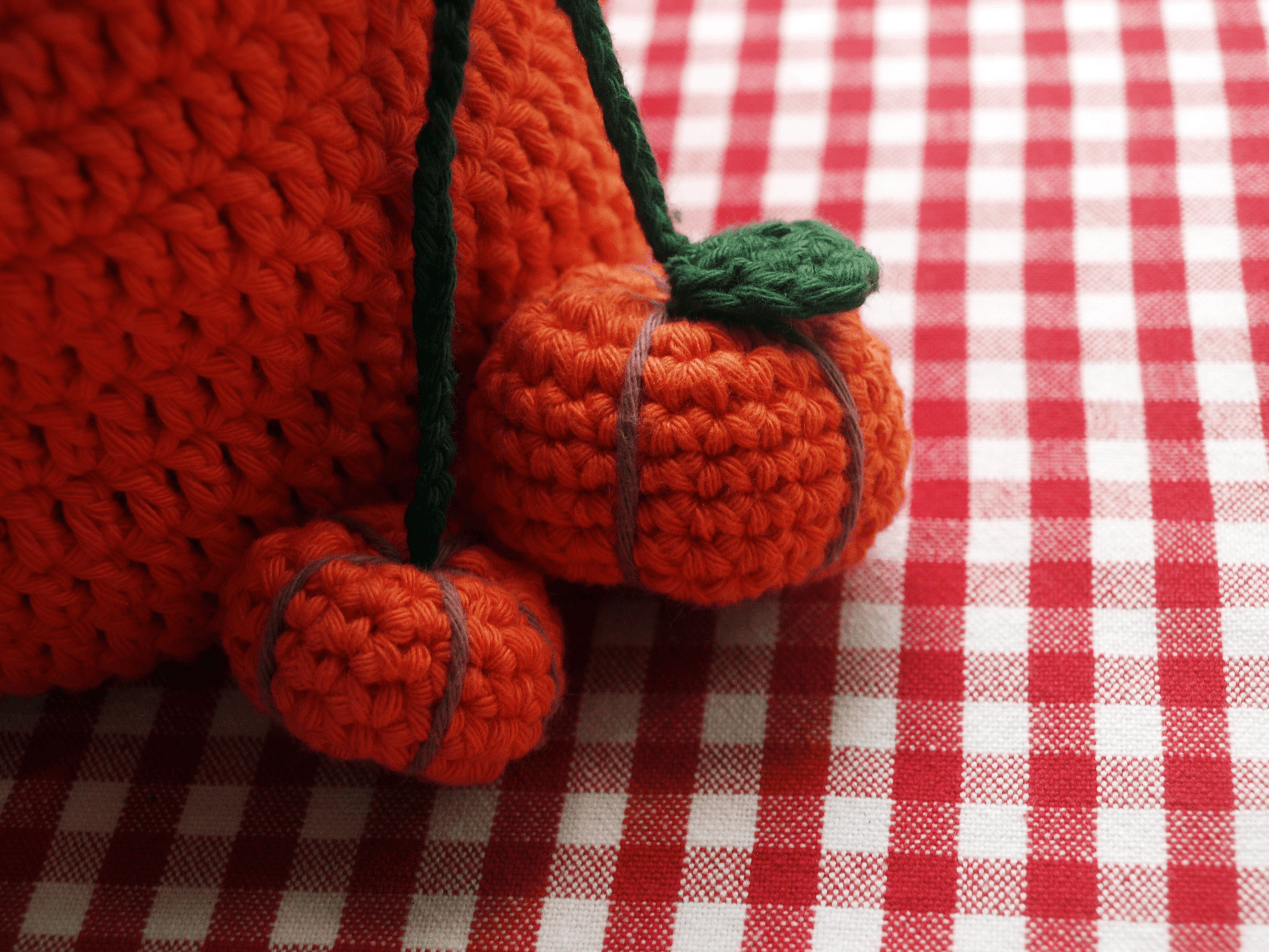 Playful Pumpkin Bag - Blood & Daisies