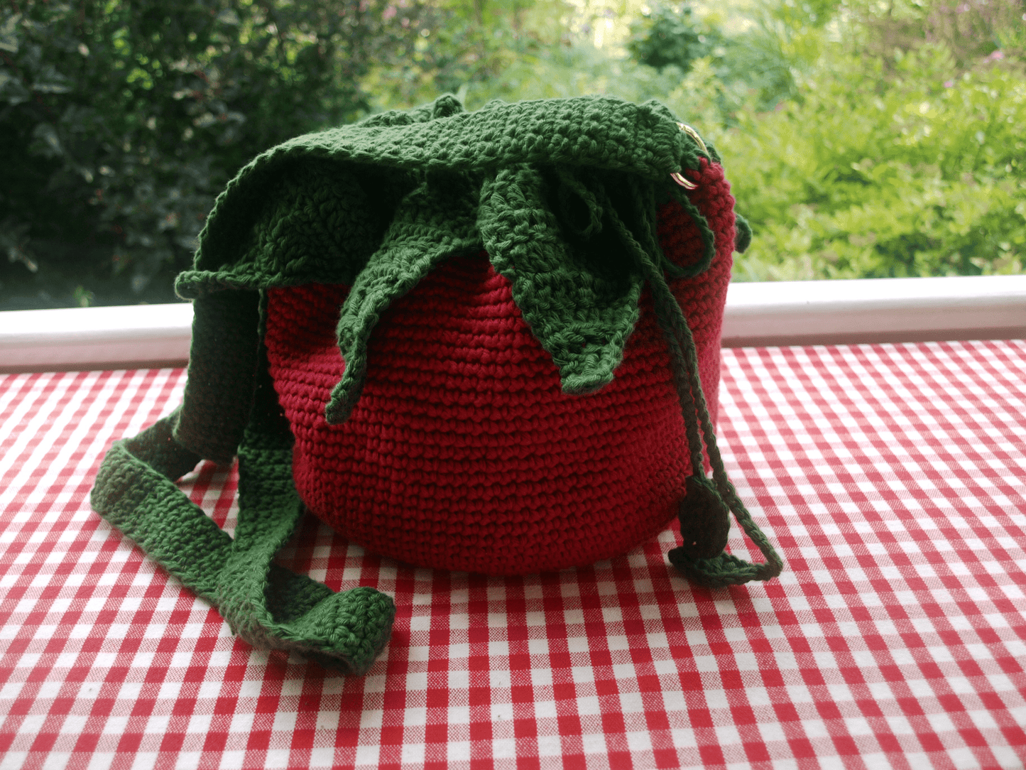 Ruby Raspberry Bag - Blood & Daisies