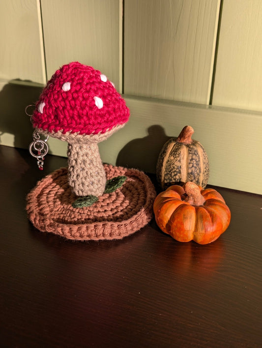 Trinket Toadstools - Blood & Daisies