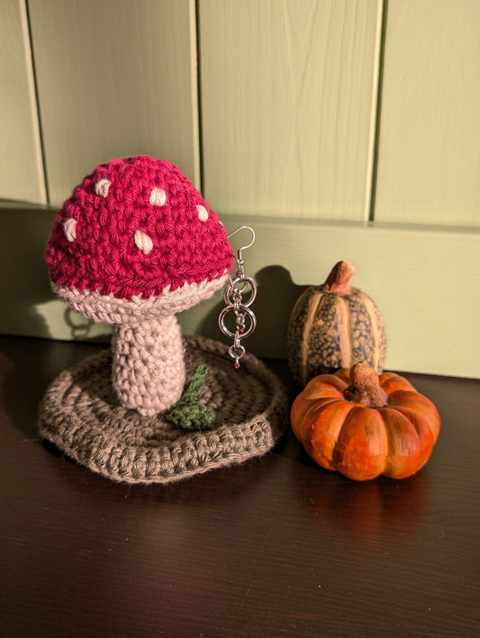 Trinket Toadstools - Blood & Daisies