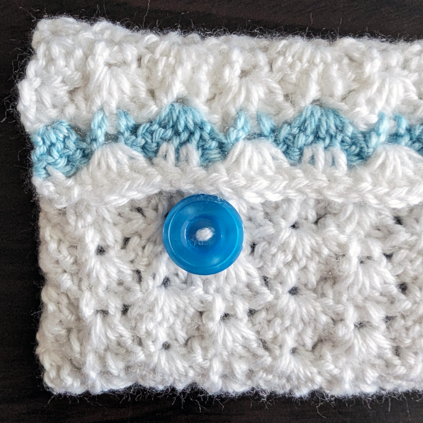 Pixie Pocket White & Blue